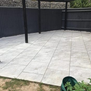 Porcelain patio in Brentwood
