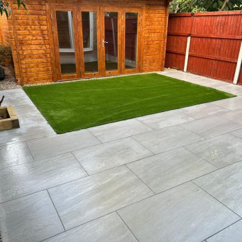 small garden landscaping in chelmsford