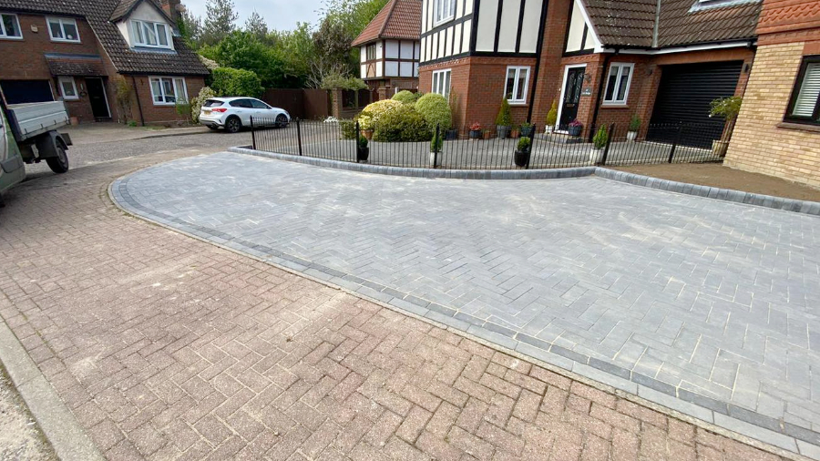 Bradstone Approved Paving Installers in Chelmsford