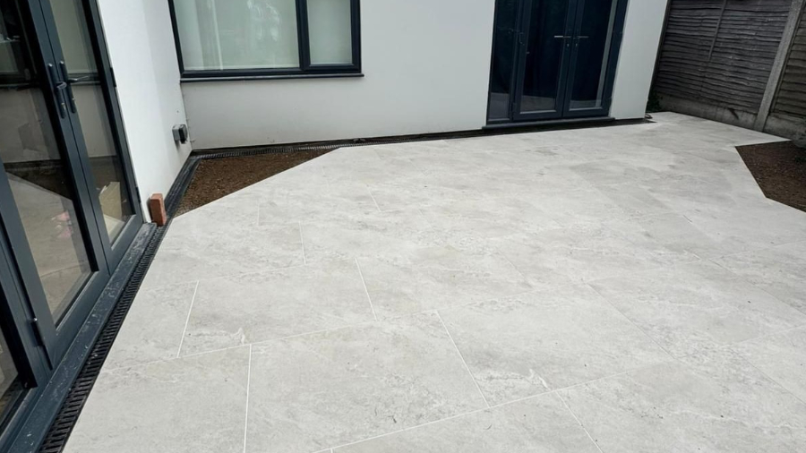 Essex Garden Slotted Drain System