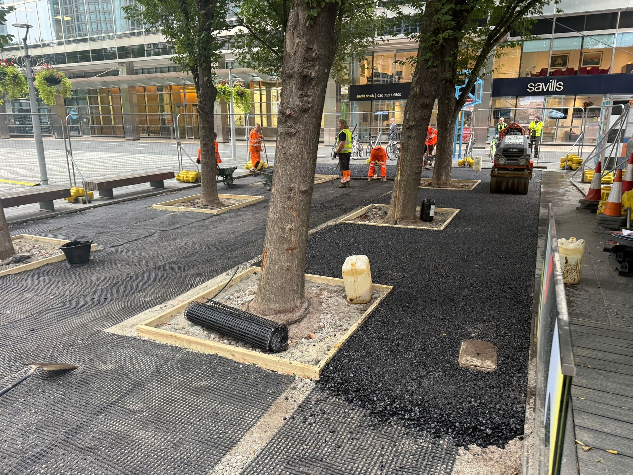 canary wharf resin bound surface company